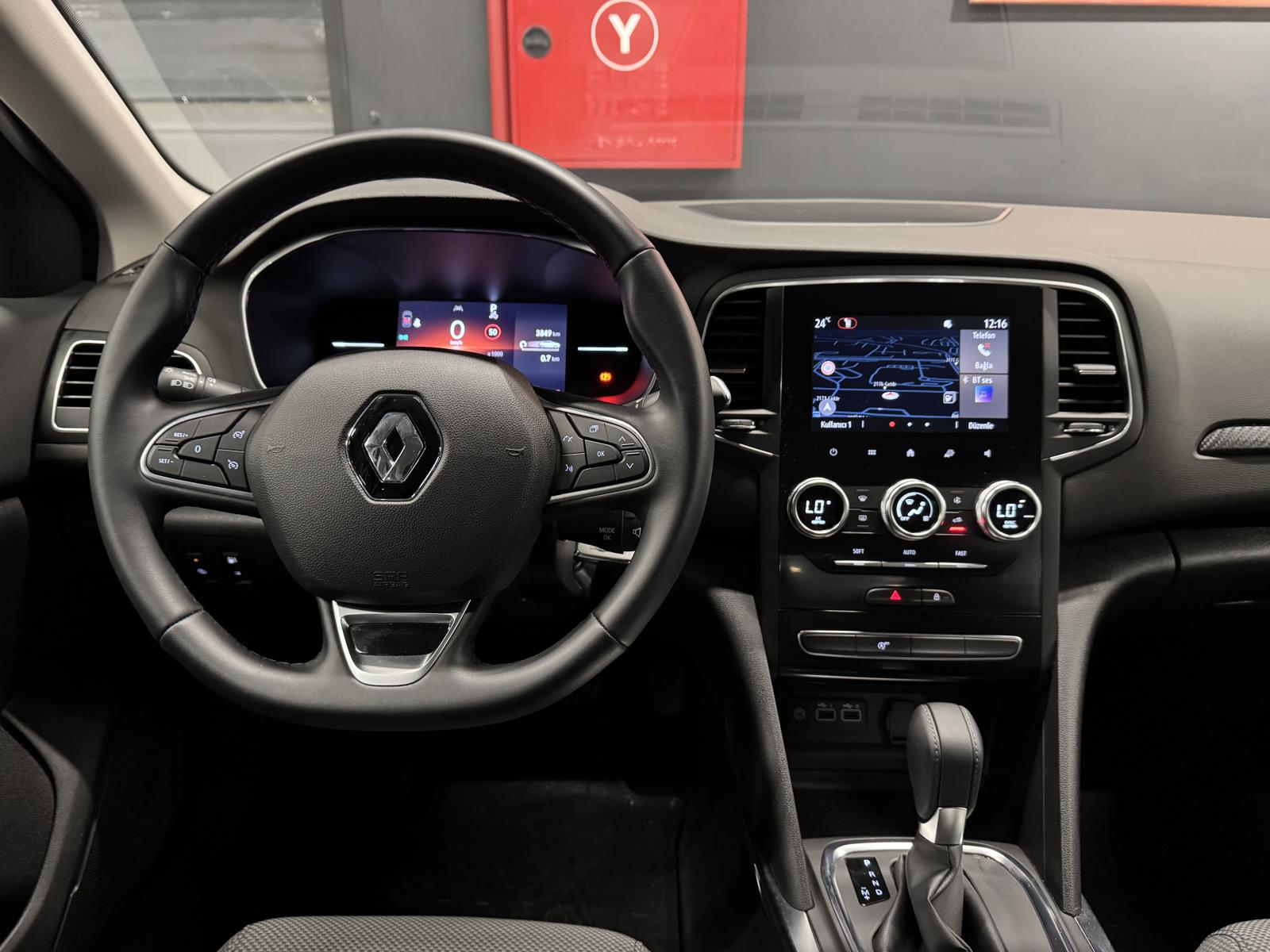 RENAULT MEGANE