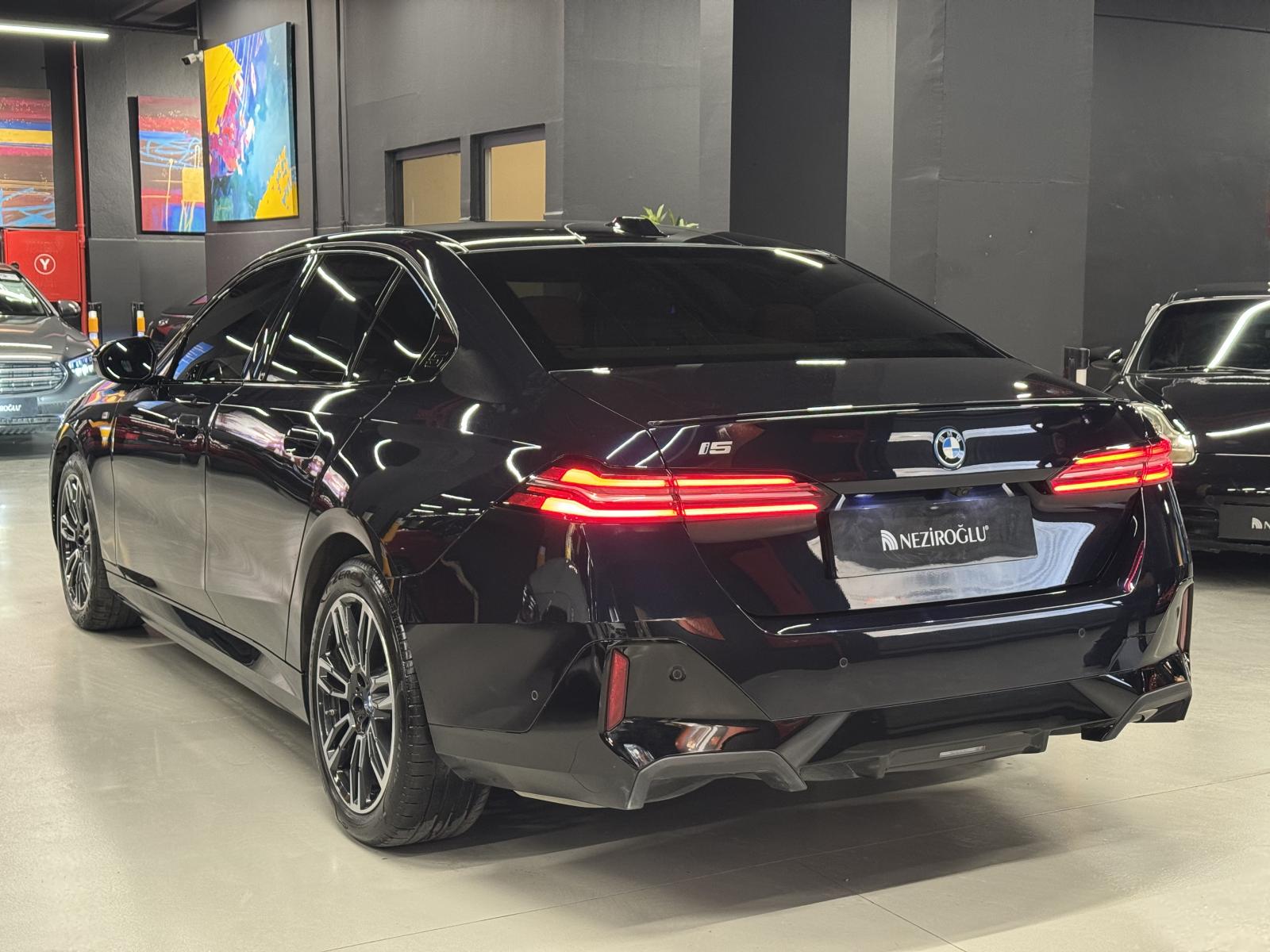 BMW i5